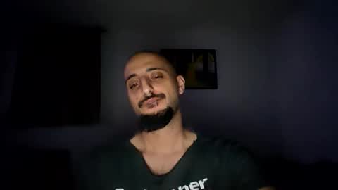 Snapshot of thickdickeddom chatting on 21, 10, 2025 ThickDickedDom online show from 21, 10, 2025