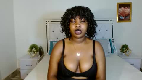 Snapshot of thickebonie chatting on 21, 4, 2026 Nikita online show from 21, 4, 2026
