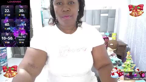 Snapshot of thickebonymilf chatting on 5, 1, 2025 XIOMARA online show from 5, 1, 2025