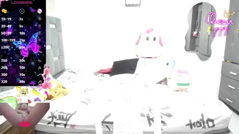 Snapshot of thickebonymilf chatting on 24, 4, 2026 XIOMARA online show from 24, 4, 2026