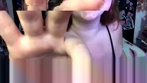 Ariel online show from 27, 9, 2025