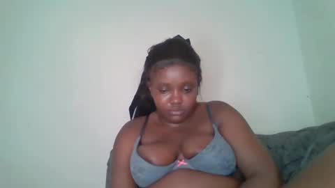 Snapshot of thickianababe chatting on 19, 1, 2025 thickianababe online show from 19, 1, 2025