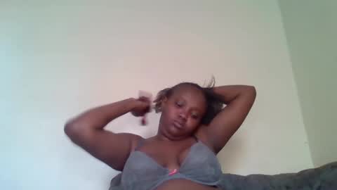 Snapshot of thickianababe chatting on 22, 2, 2025 thickianababe online show from 22, 2, 2025