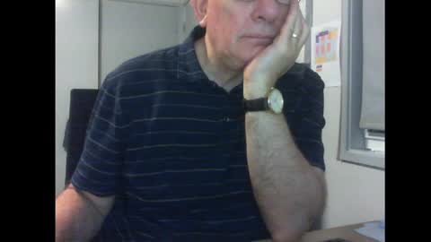 Snapshot of thickmelnik chatting on 1, 1, 2025 James online show from 1, 1, 2025