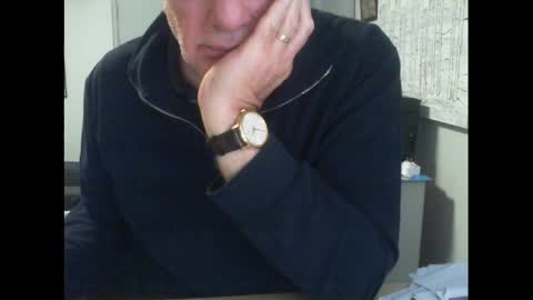 Snapshot of thickmelnik chatting on 5, 5, 2026 James online show from 5, 5, 2026