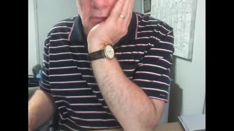 Snapshot of thickmelnik chatting on 18, 5, 2026 James online show from 18, 5, 2026