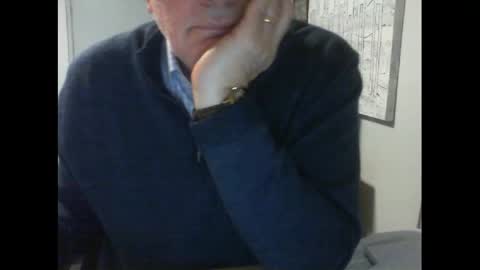 Snapshot of thickmelnik chatting on 27, 5, 2026 James online show from 27, 5, 2026