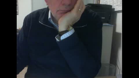Snapshot of thickmelnik chatting on 29, 6, 2026 James online show from 29, 6, 2026