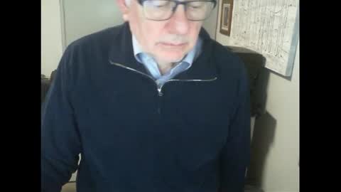 Snapshot of thickmelnik chatting on 19, 7, 2026 James online show from 19, 7, 2026