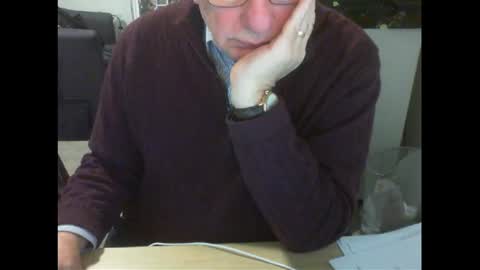 Snapshot of thickmelnik chatting on 23, 7, 2026 James online show from 23, 7, 2026