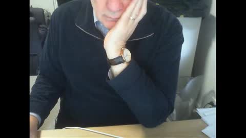 Snapshot of thickmelnik chatting on 26, 7, 2026 James online show from 26, 7, 2026