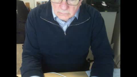 Snapshot of thickmelnik chatting on 28, 7, 2026 James online show from 28, 7, 2026