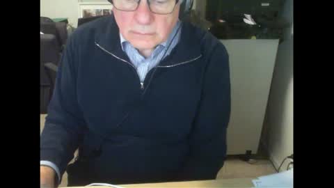 Snapshot of thickmelnik chatting on 29, 7, 2026 James online show from 29, 7, 2026