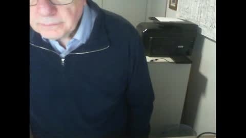 Snapshot of thickmelnik chatting on 4, 8, 2026 James online show from 4, 8, 2026