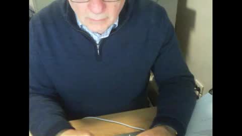 Snapshot of thickmelnik chatting on 7, 8, 2026 James online show from 7, 8, 2026