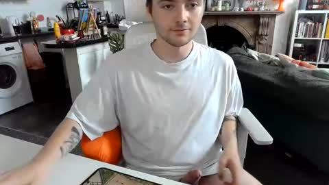 Snapshot of thickpl4ntguy chatting on 13, 7, 2026 thickpl4ntguy online show from 13, 7, 2026