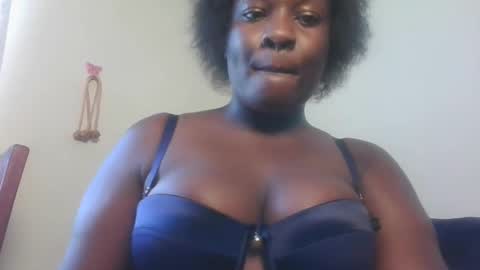 Snapshot of thicky4927babe chatting on 20, 10, 2025 thicky4927babe online show from 20, 10, 2025
