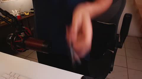 Snapshot of thieves_us chatting on 23, 7, 2026 thieves_us online show from 23, 7, 2026