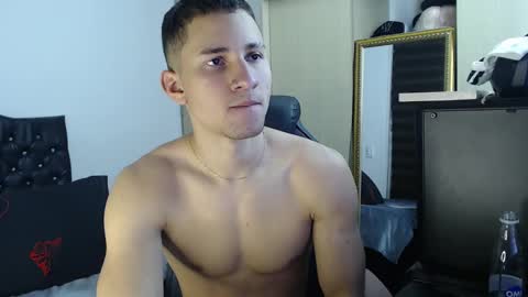 thin_tommy11 online show from 7, 1, 2025