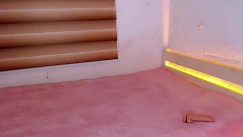 LAURA online show from 26, 11, 2025