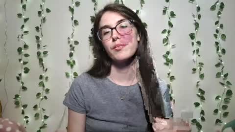 thistlefernsby online show from 21, 7, 2026