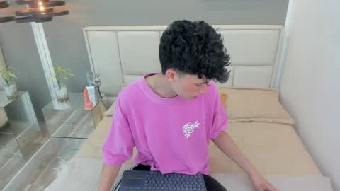 Thom online show from 14, 4, 2026