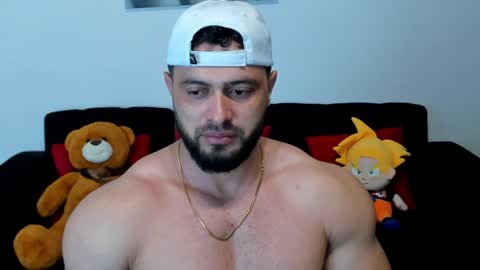 Snapshot of thomas_brandon chatting on 17, 1, 2025 Thomas Brandon online show from 17, 1, 2025