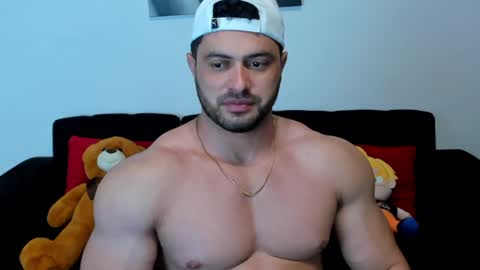 Snapshot of thomas_brandon chatting on 26, 1, 2025 Thomas Brandon online show from 26, 1, 2025