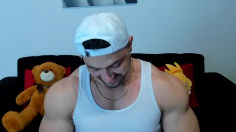 Snapshot of thomas_brandon chatting on 2, 2, 2025 Thomas Brandon online show from 2, 2, 2025