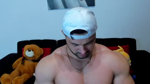 Snapshot of thomas_brandon chatting on 3, 2, 2025 Thomas Brandon online show from 3, 2, 2025