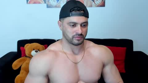 Snapshot of thomas_brandon chatting on 12, 2, 2025 Thomas Brandon online show from 12, 2, 2025