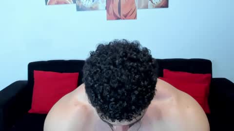 Snapshot of thomas_brandon chatting on 20, 2, 2025 Thomas Brandon online show from 20, 2, 2025