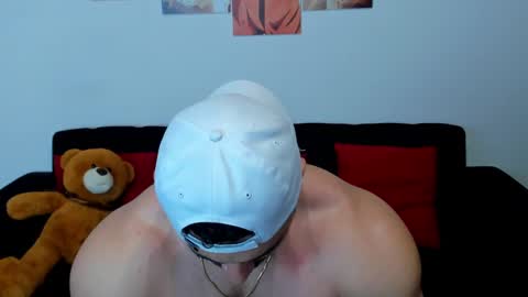 Snapshot of thomas_brandon chatting on 4, 3, 2025 Thomas Brandon online show from 4, 3, 2025