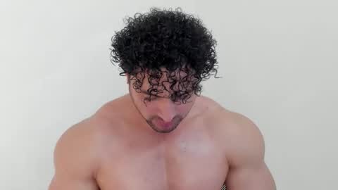 Thomas Brandon online show from 2, 12, 2025