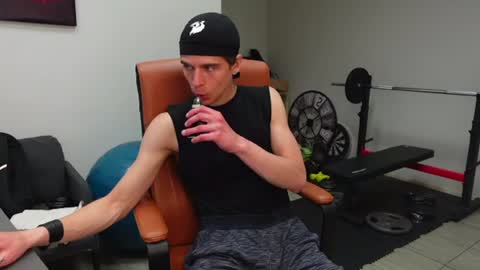 Snapshot of thomas_brons chatting on 21, 6, 2026 THOMAS BRONS online show from 21, 6, 2026