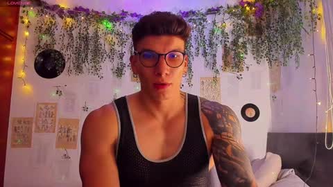 Snapshot of thomas_fuckboy chatting on 9, 2, 2025 Thomas Grey online show from 9, 2, 2025