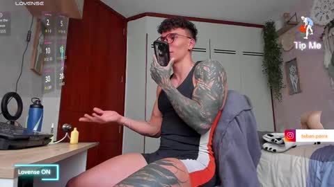 Snapshot of thomas_fuckboy chatting on 8, 10, 2025 Thomas Grey online show from 8, 10, 2025