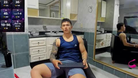 Snapshot of thomas_moon_ chatting on 4, 10, 2025 Thomas online show from 4, 10, 2025