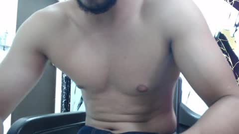 Snapshot of thomas_neuman chatting on 22, 6, 2026 Thomas online show from 22, 6, 2026