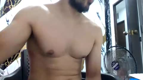 Snapshot of thomas_neuman chatting on 28, 6, 2026 Thomas online show from 28, 6, 2026