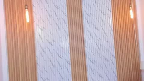 Thomas online show from 8, 11, 2025