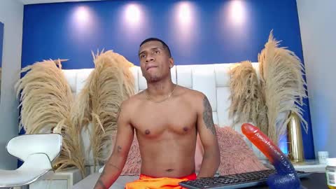 Snapshot of thomasbeliel chatting on 9, 2, 2025 Thomas... online show from 9, 2, 2025