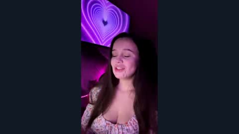 Snapshot of thomasenagoeldner chatting on 5, 5, 2026 Jill online show from 5, 5, 2026