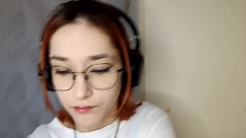 Snapshot of thomasvicknair chatting on 29, 11, 2025 Lina online show from 29, 11, 2025