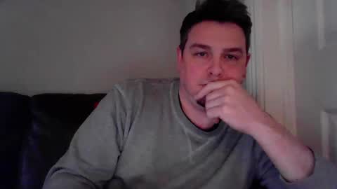 Snapshot of thomisfra chatting on 9, 2, 2025 thomisfra online show from 9, 2, 2025