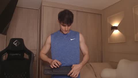 Thom Klein online show from 20, 4, 2026