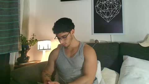 thomylov online show from 18, 2, 2026