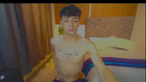 THORNERXXXBOY online show from 21, 6, 2026