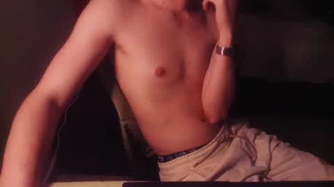 Snapshot of threesadtigers chatting on 18, 2, 2026 threesadtigers online show from 18, 2, 2026