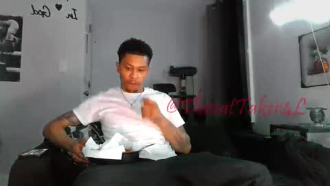 ThroatTaker4l  online show from 27, 5, 2026